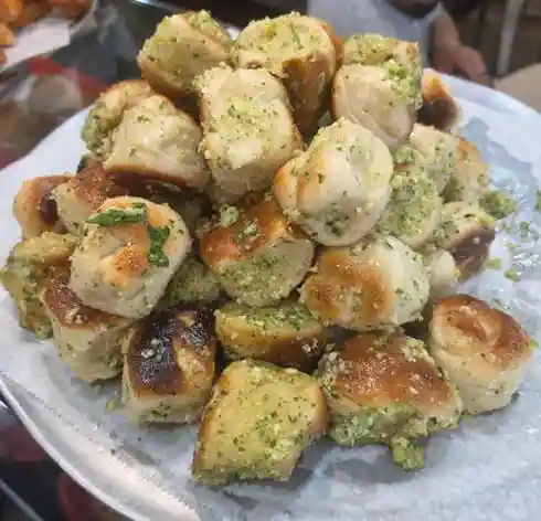 Garlic Knots slice